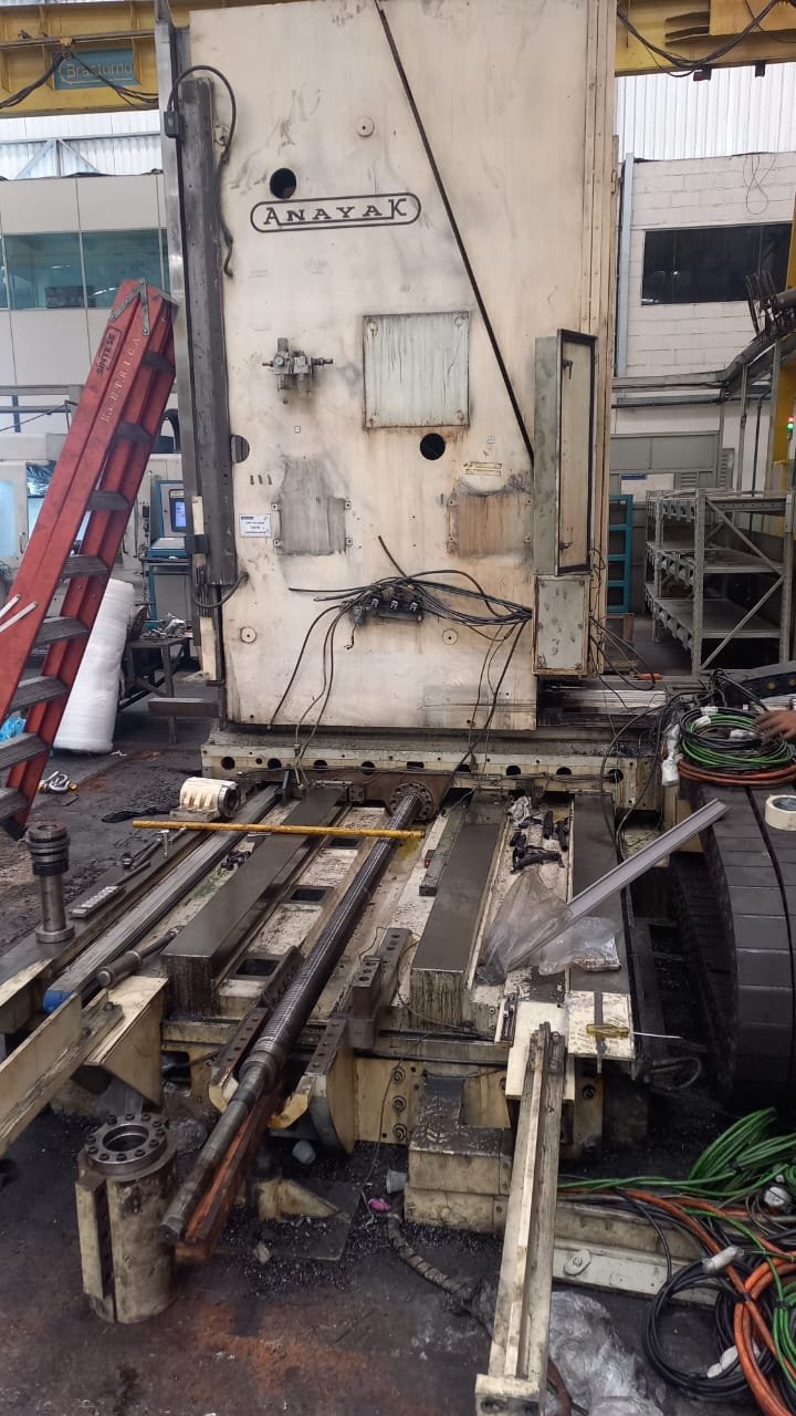 concertar maquinas de usinagem